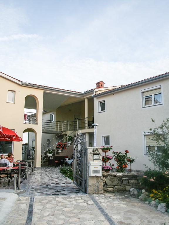 Guest House Croatia Fazana Exterior photo