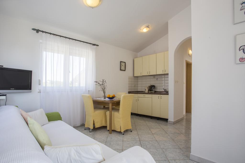 Guest House Croatia Fazana Exterior photo