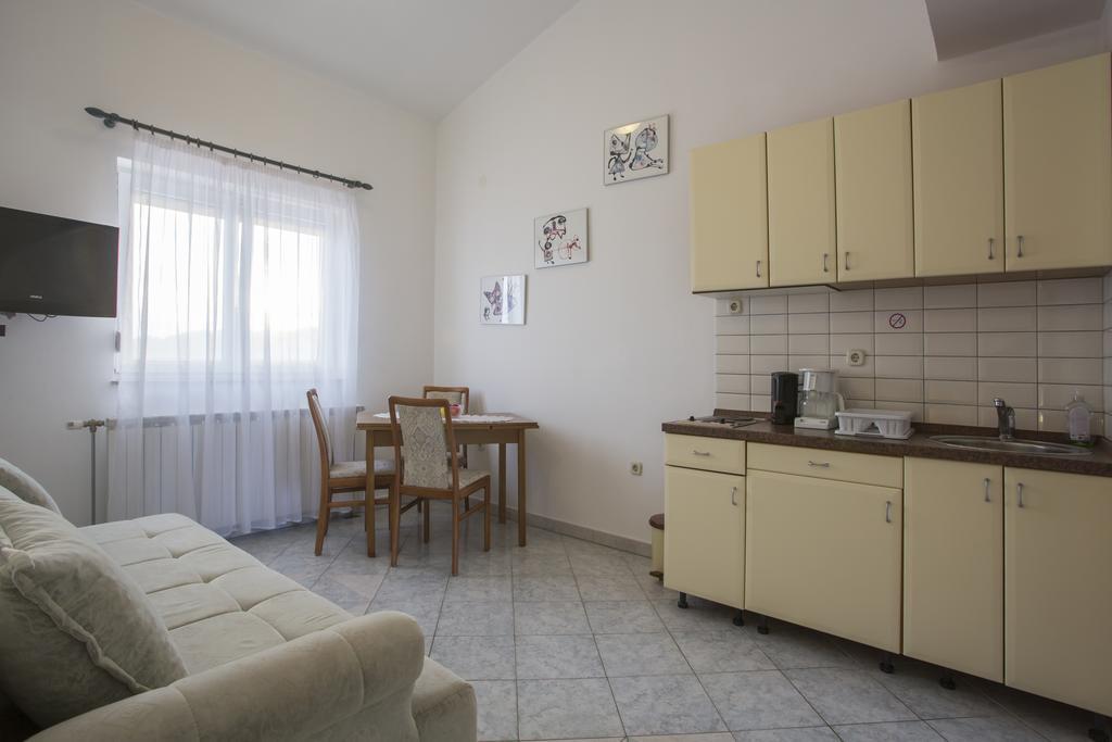 Guest House Croatia Fazana Exterior photo